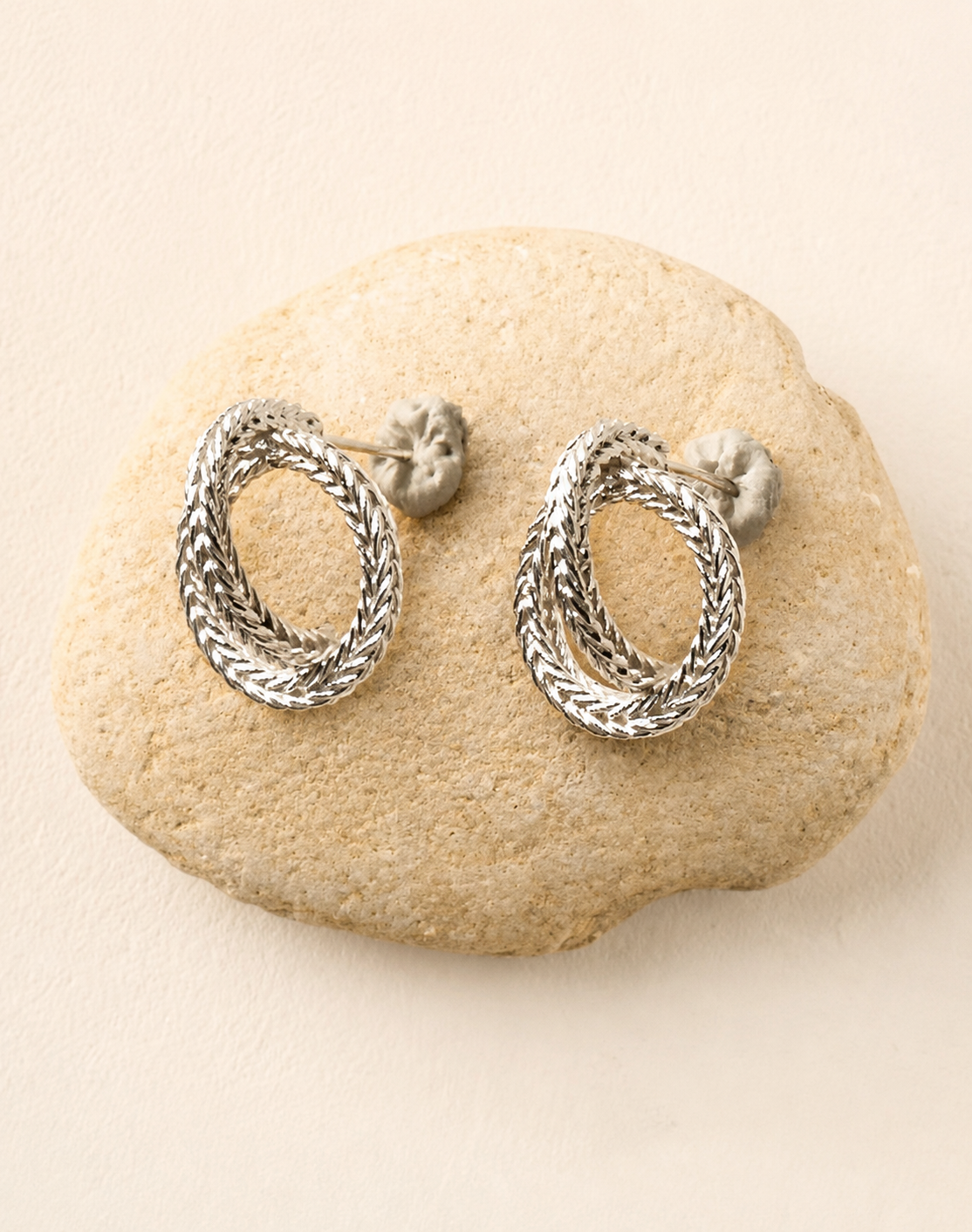 Leaf Vein Eye Stud Earrings